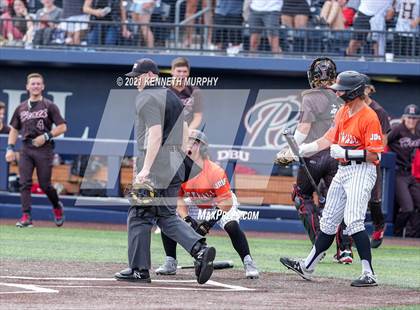 Thumbnail 3 in Rockwall vs Rockwall-Heath (UIL 6A Regional Final) photogallery.