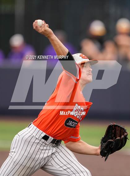 Thumbnail 1 in Rockwall vs Rockwall-Heath (UIL 6A Regional Final) photogallery.