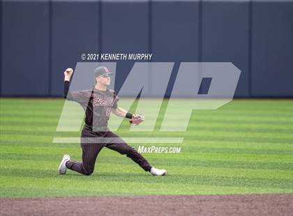 Thumbnail 2 in Rockwall vs Rockwall-Heath (UIL 6A Regional Final) photogallery.