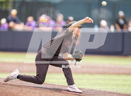 Thumbnail 3 in Rockwall vs Rockwall-Heath (UIL 6A Regional Final) photogallery.