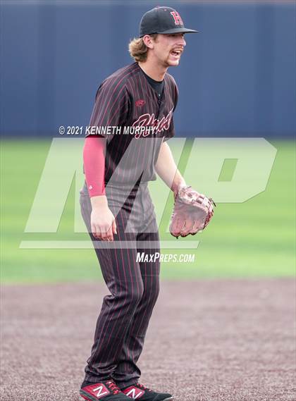 Thumbnail 3 in Rockwall vs Rockwall-Heath (UIL 6A Regional Final) photogallery.