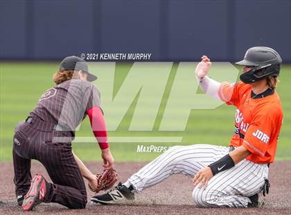 Thumbnail 3 in Rockwall vs Rockwall-Heath (UIL 6A Regional Final) photogallery.