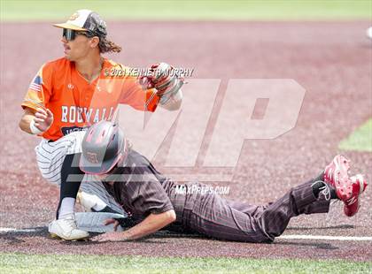 Thumbnail 3 in Rockwall vs Rockwall-Heath (UIL 6A Regional Final) photogallery.