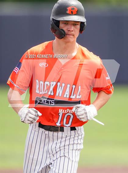 Thumbnail 1 in Rockwall vs Rockwall-Heath (UIL 6A Regional Final) photogallery.