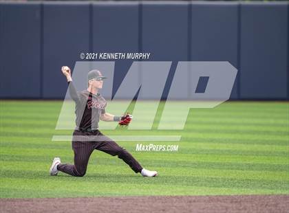 Thumbnail 3 in Rockwall vs Rockwall-Heath (UIL 6A Regional Final) photogallery.