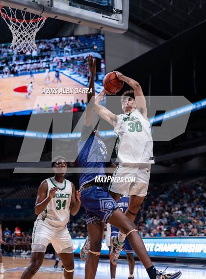 Thumbnail 3 in Kennedale vs. Wheatley (UIL 4A Basketball Division II Final) photogallery.