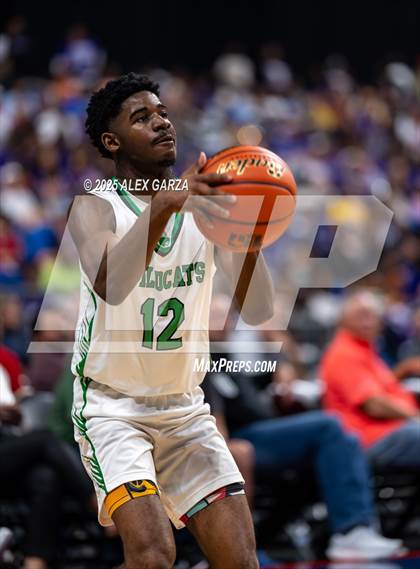 Thumbnail 1 in Kennedale vs. Wheatley (UIL 4A Basketball Division II Final) photogallery.