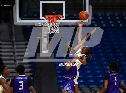 Thumbnail 2 in Kennedale vs. Wheatley (UIL 4A Basketball Division II Final) photogallery.