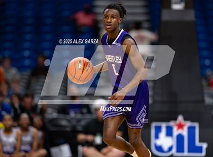 Thumbnail 2 in Kennedale vs. Wheatley (UIL 4A Basketball Division II Final) photogallery.