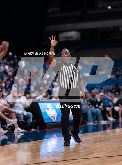 Thumbnail 2 in Kennedale vs. Wheatley (UIL 4A Basketball Division II Final) photogallery.