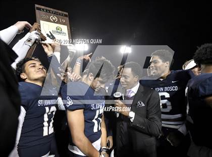 Thumbnail 2 in Mater Dei vs. St. John Bosco (CIF-SS D1 Final) photogallery.