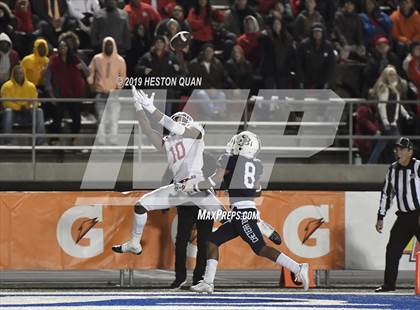 Thumbnail 3 in Mater Dei vs. St. John Bosco (CIF-SS D1 Final) photogallery.