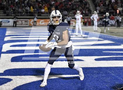 Thumbnail 3 in Mater Dei vs. St. John Bosco (CIF-SS D1 Final) photogallery.