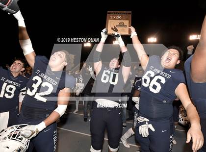 Thumbnail 3 in Mater Dei vs. St. John Bosco (CIF-SS D1 Final) photogallery.