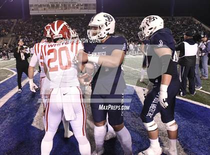 Thumbnail 2 in Mater Dei vs. St. John Bosco (CIF-SS D1 Final) photogallery.
