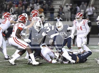Thumbnail 2 in Mater Dei vs. St. John Bosco (CIF-SS D1 Final) photogallery.