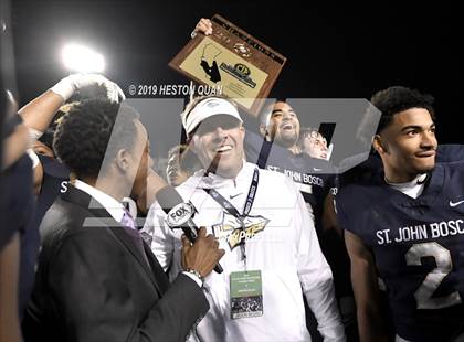 Thumbnail 2 in Mater Dei vs. St. John Bosco (CIF-SS D1 Final) photogallery.