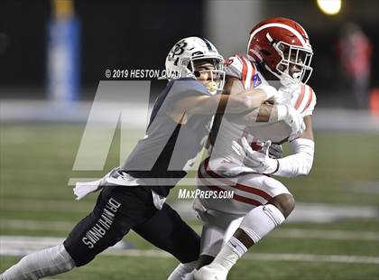 Thumbnail 2 in Mater Dei vs. St. John Bosco (CIF-SS D1 Final) photogallery.