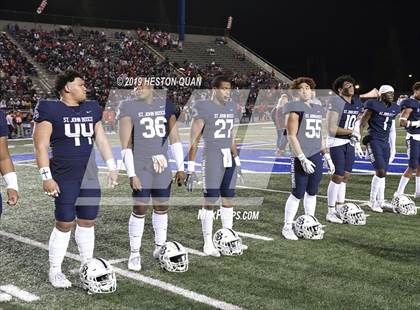 Thumbnail 2 in Mater Dei vs. St. John Bosco (CIF-SS D1 Final) photogallery.