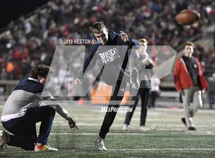 Thumbnail 2 in Mater Dei vs. St. John Bosco (CIF-SS D1 Final) photogallery.