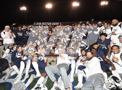 Thumbnail 1 in Mater Dei vs. St. John Bosco (CIF-SS D1 Final) photogallery.