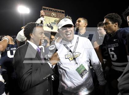 Thumbnail 2 in Mater Dei vs. St. John Bosco (CIF-SS D1 Final) photogallery.