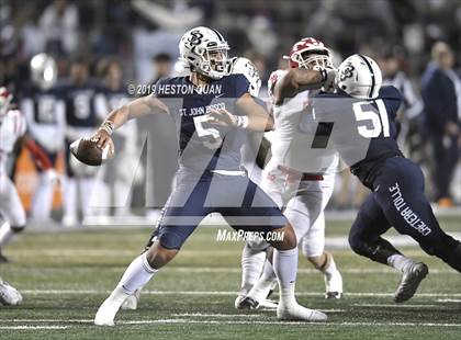 Thumbnail 3 in Mater Dei vs. St. John Bosco (CIF-SS D1 Final) photogallery.
