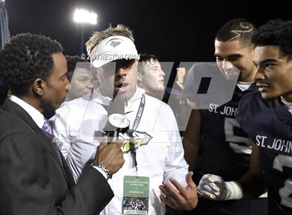 Thumbnail 2 in Mater Dei vs. St. John Bosco (CIF-SS D1 Final) photogallery.