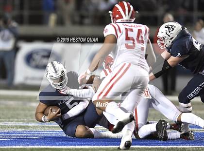 Thumbnail 2 in Mater Dei vs. St. John Bosco (CIF-SS D1 Final) photogallery.