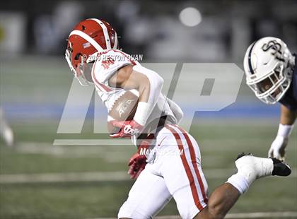 Thumbnail 3 in Mater Dei vs. St. John Bosco (CIF-SS D1 Final) photogallery.