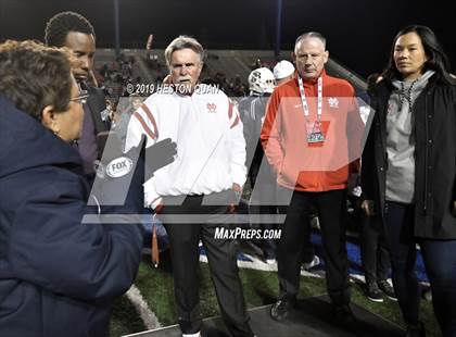 Thumbnail 2 in Mater Dei vs. St. John Bosco (CIF-SS D1 Final) photogallery.
