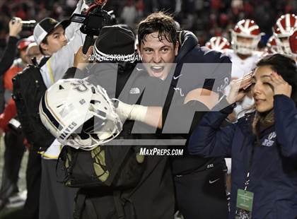Thumbnail 2 in Mater Dei vs. St. John Bosco (CIF-SS D1 Final) photogallery.