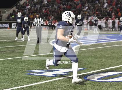 Thumbnail 1 in Mater Dei vs. St. John Bosco (CIF-SS D1 Final) photogallery.