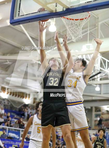 Thumbnail 2 in Noblesville @ Carmel photogallery.