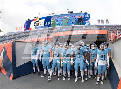 Thumbnail 3 in Cherry Creek vs. Valor Christian (CHSAA 5A State Final) photogallery.
