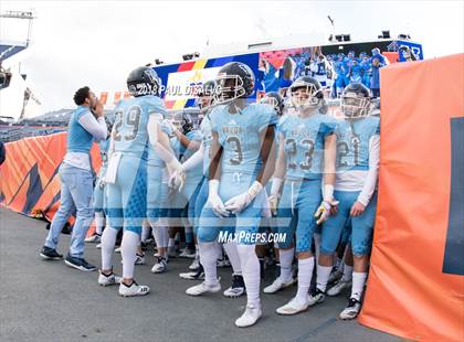 Thumbnail 2 in Cherry Creek vs. Valor Christian (CHSAA 5A State Final) photogallery.