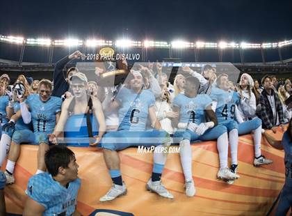 Thumbnail 3 in Cherry Creek vs. Valor Christian (CHSAA 5A State Final) photogallery.