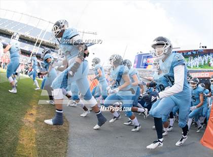 Thumbnail 3 in Cherry Creek vs. Valor Christian (CHSAA 5A State Final) photogallery.