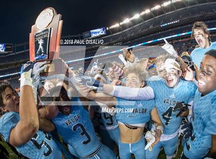 Thumbnail 3 in Cherry Creek vs. Valor Christian (CHSAA 5A State Final) photogallery.