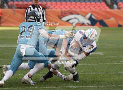 Thumbnail 2 in Cherry Creek vs. Valor Christian (CHSAA 5A State Final) photogallery.