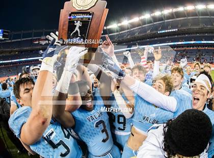 Thumbnail 2 in Cherry Creek vs. Valor Christian (CHSAA 5A State Final) photogallery.