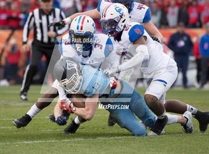 Thumbnail 2 in Cherry Creek vs. Valor Christian (CHSAA 5A State Final) photogallery.