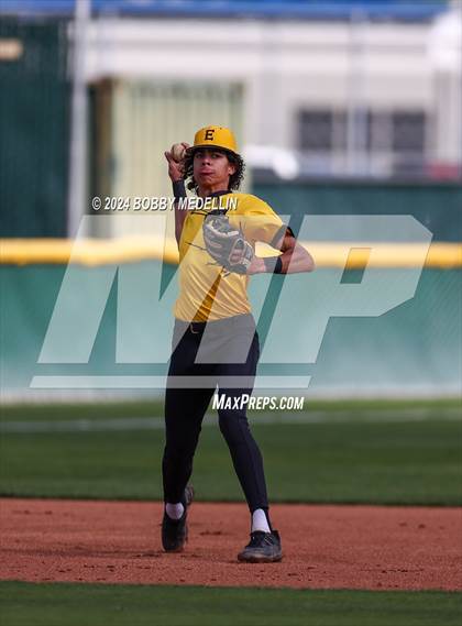 Thumbnail 3 in Edison vs. Buchanan photogallery.