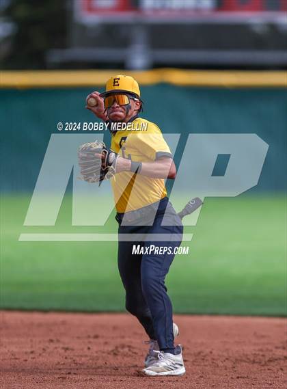 Thumbnail 2 in Edison vs. Buchanan photogallery.