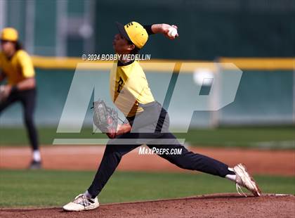 Thumbnail 3 in Edison vs. Buchanan photogallery.