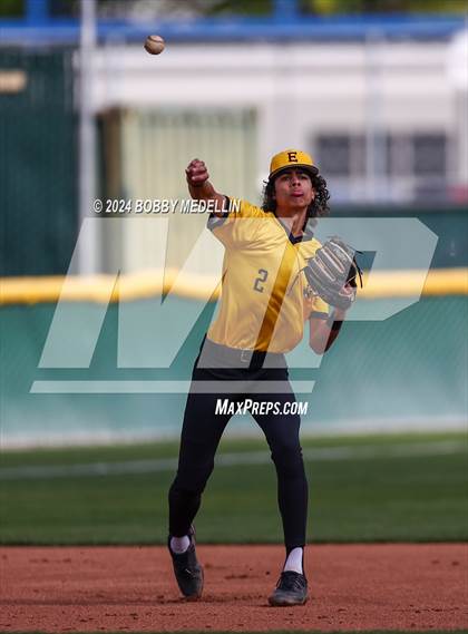 Thumbnail 1 in Edison vs. Buchanan photogallery.