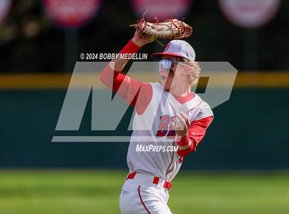 Thumbnail 3 in Edison vs. Buchanan photogallery.