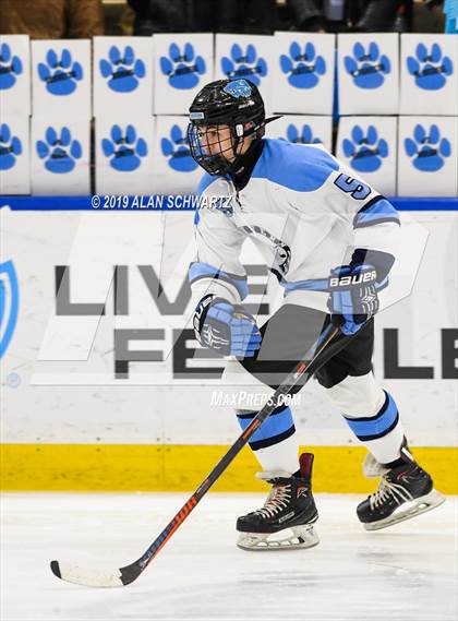 Thumbnail 2 in Suffern vs. Corcoran (NYSPHSAA Final) photogallery.