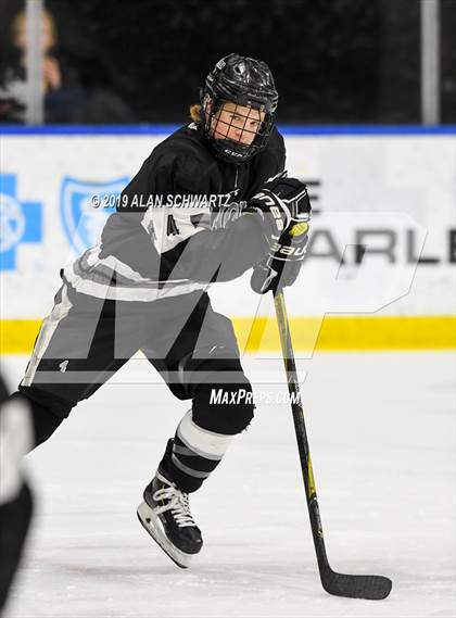 Thumbnail 2 in Suffern vs. Corcoran (NYSPHSAA Final) photogallery.