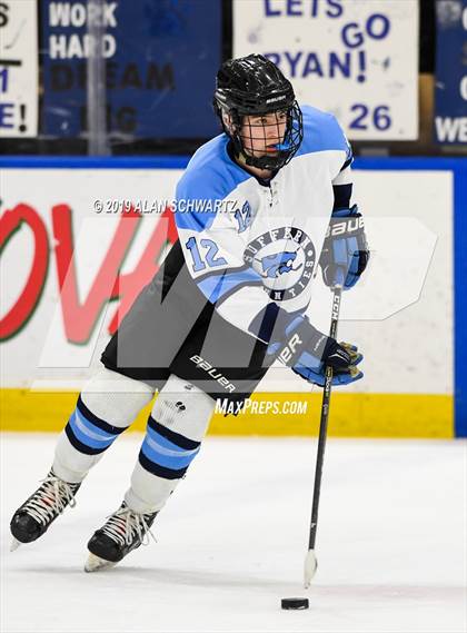 Thumbnail 1 in Suffern vs. Corcoran (NYSPHSAA Final) photogallery.